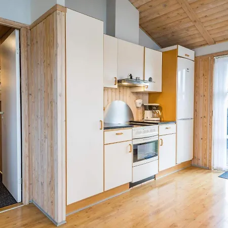 8 Person In Tatil Evi